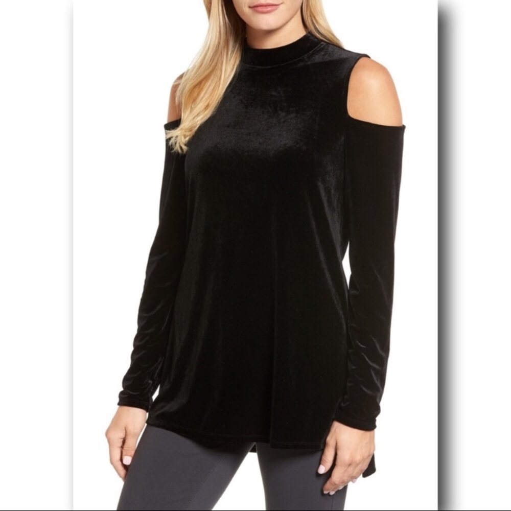 Halogen Cold Shoulder Velvet Top Black NWT S